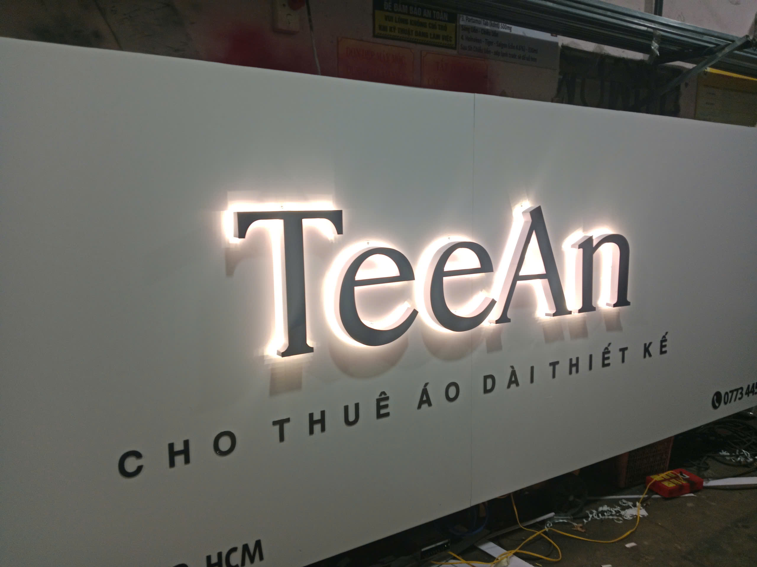 Bảng hiệu thiết kế gia công theo cầu